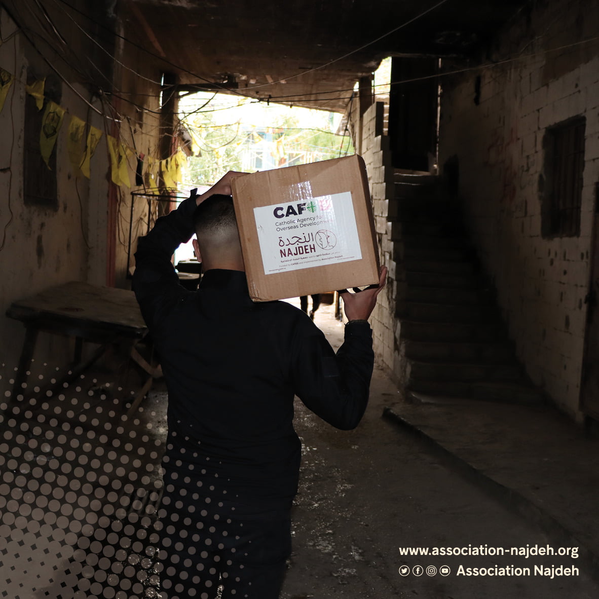 Ramadan food parcels reach more than 1022 families in Ain al-Hilweh camp.